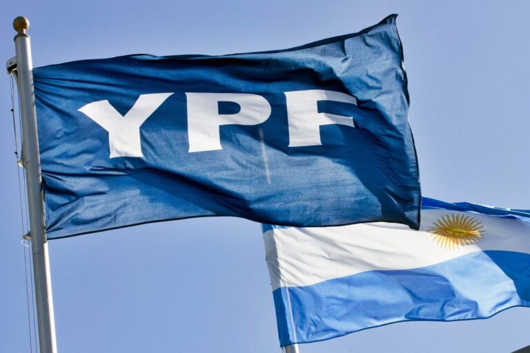YPF y la Bandera: Símbolo de Identidad Nacional