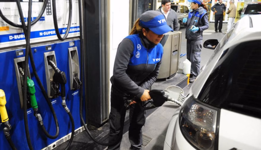 ¿Cuánto aumentó la nafta en marzo de 2025?