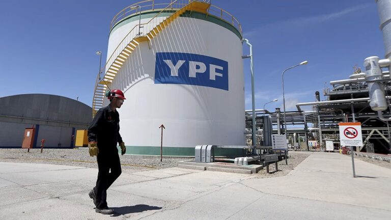 YPF: Guía Completa de Licitaciones y Proveedores