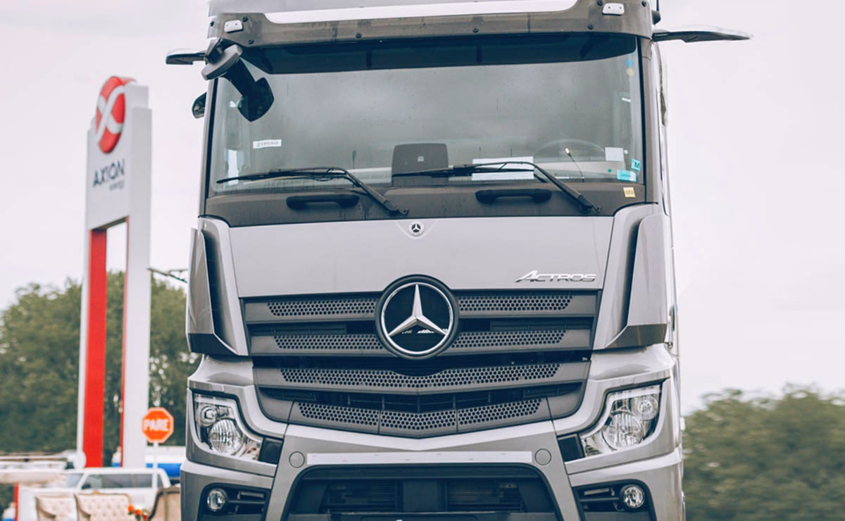 ¿Cuál es el camión más potente de Mercedes-Benz?