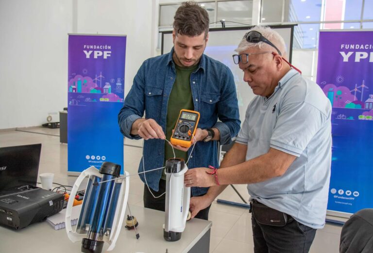 Tu Futuro en Energías Renovables: ¿Qué Estudiar?