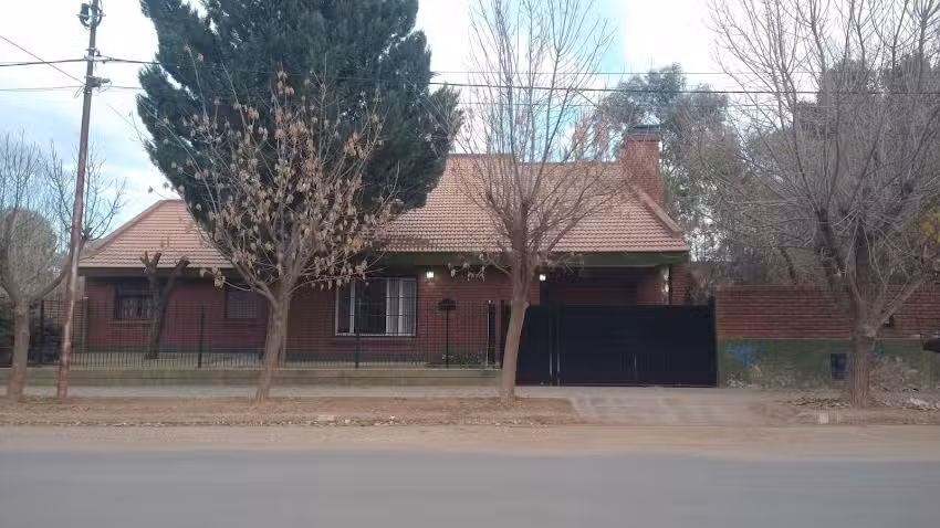 CASA YPF – HOTEL EL PORTARL RDLS