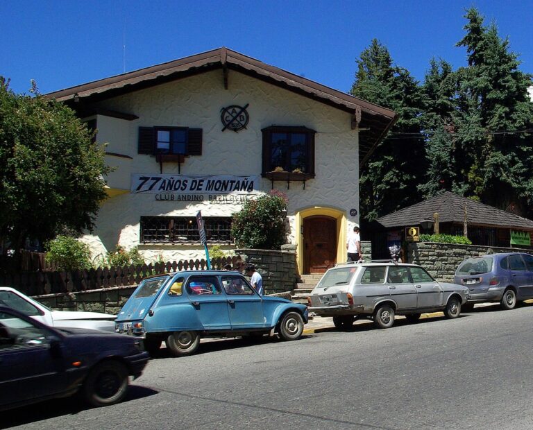 Club Andino Bariloche: Corazón de la Montaña