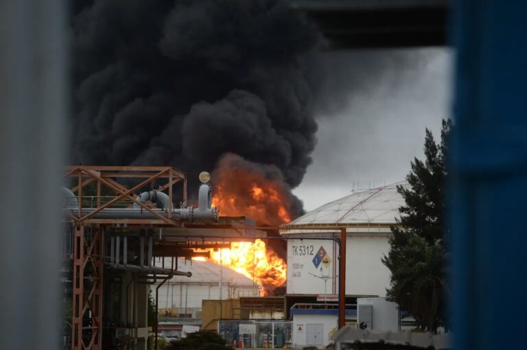 YPF: Protocolos de Seguridad Ante Incendios en La Plata