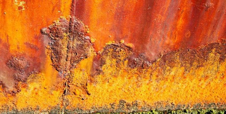 Corrosión por Picaduras: El Enemigo Silencioso