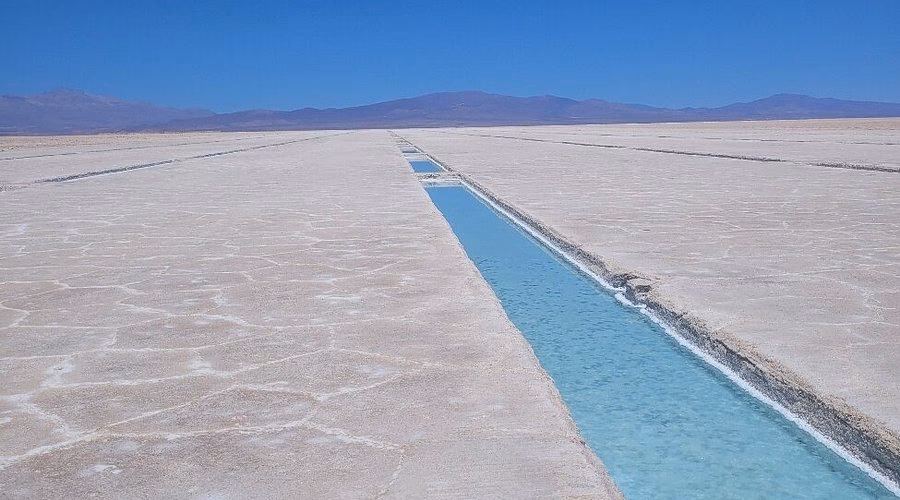 ¿Cuánto se tarda en recorrer Salinas Grandes?