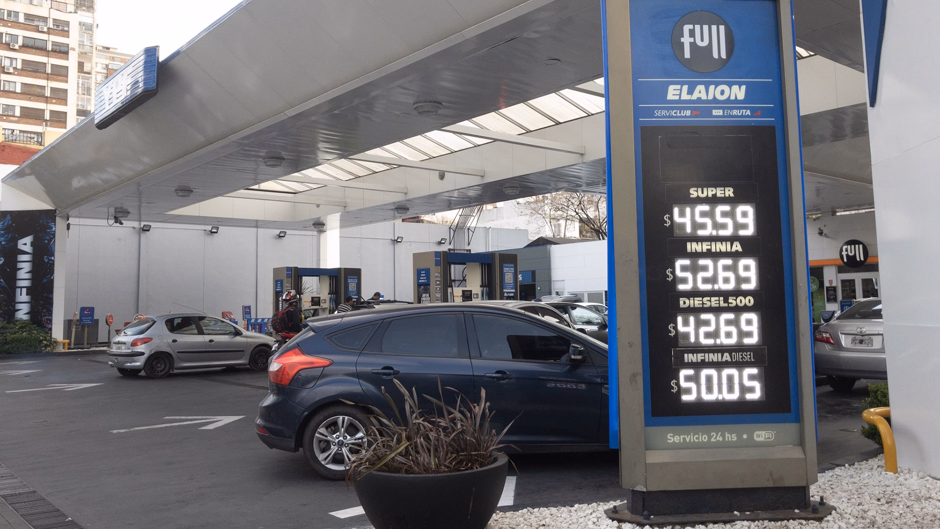 ¿Cuánto es 1 galón de gasolina en litros?