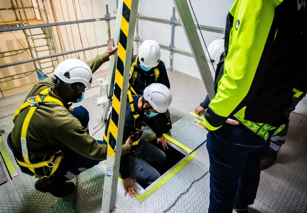 Espacios Confinados YPF: Costos y Certificación