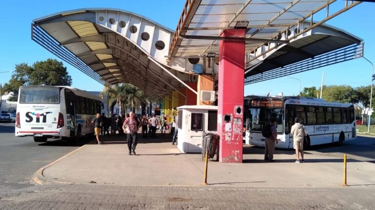 YPF: El Motor del Transporte Público en Once