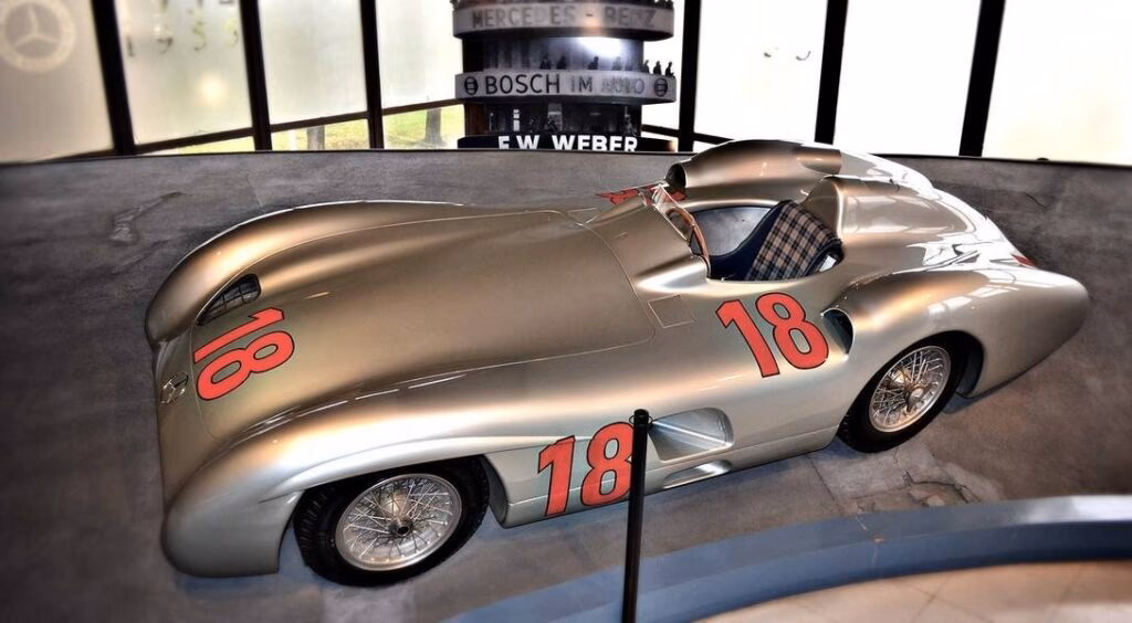 ¿Qué velocidad alcanzaba Fangio?