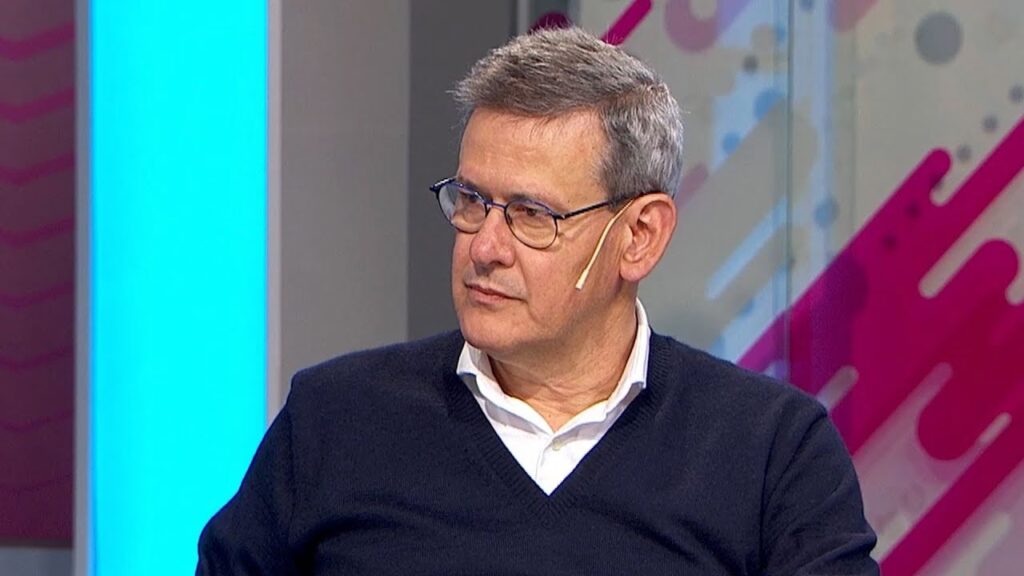 Jorge Díaz: El Dramaturgo del Desarraigo y la Ternura