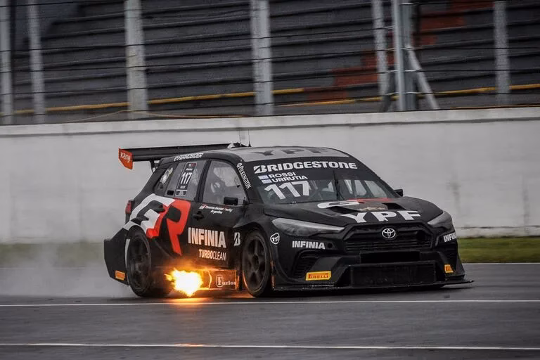 ¿Cuántos años tiene el corredor Matías Rossi?