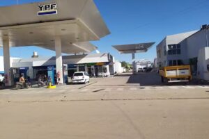 Estación de Servicio YPF – Charata