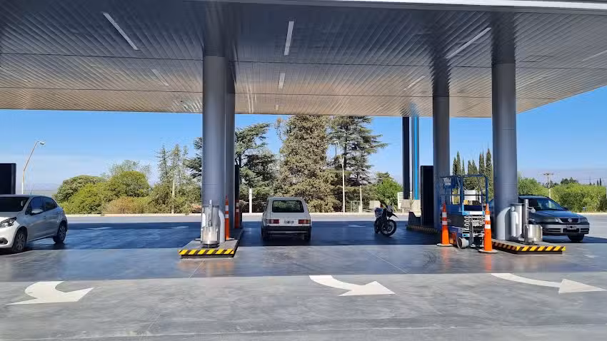 Estacion de servicio YPF dual