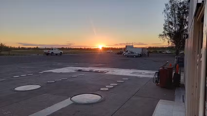 Estación de Servicio YPF Rio Atuel