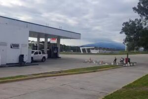 Estación de Servicio YPF Rosario de la Frontera