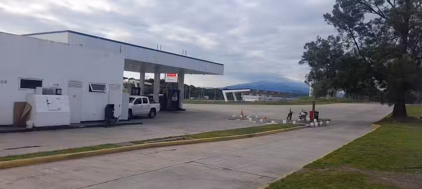 Estación de Servicio YPF Rosario de la Frontera