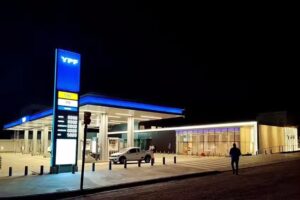 Estación DOMINO YPF