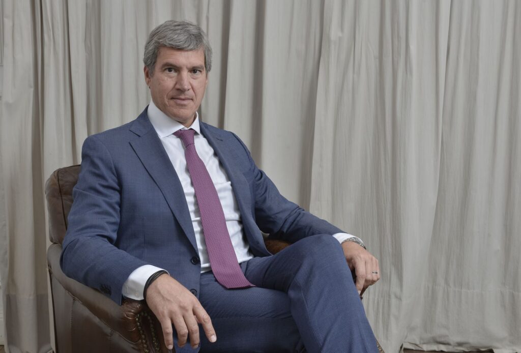 YPF: Liderazgo y Excelencia Energética en Argentina