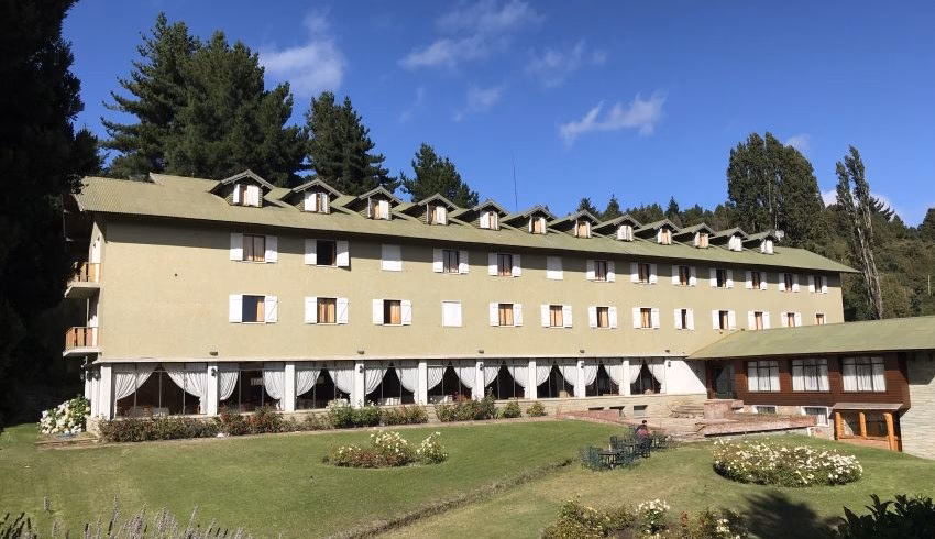 ¿Cuánto cuesta una noche en el llao llao?