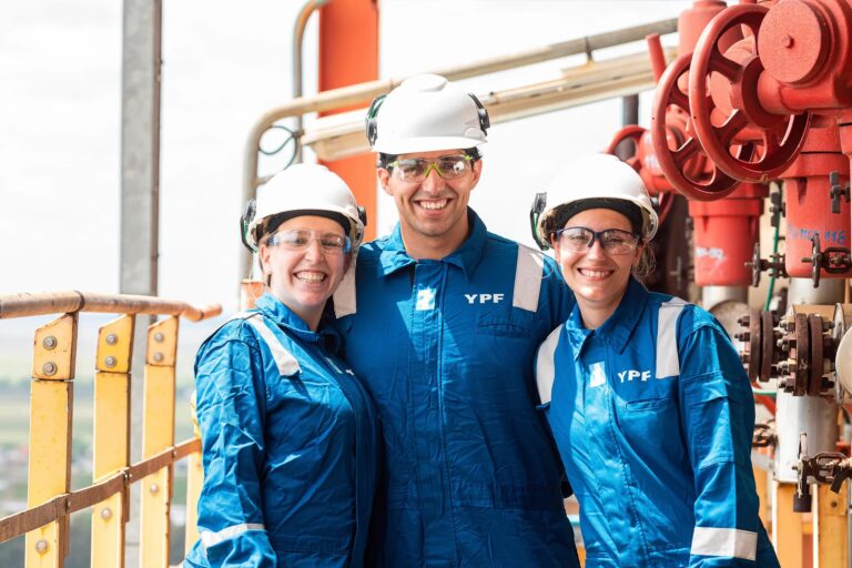 Ingeniería de Materiales: El ADN de la YPF moderna