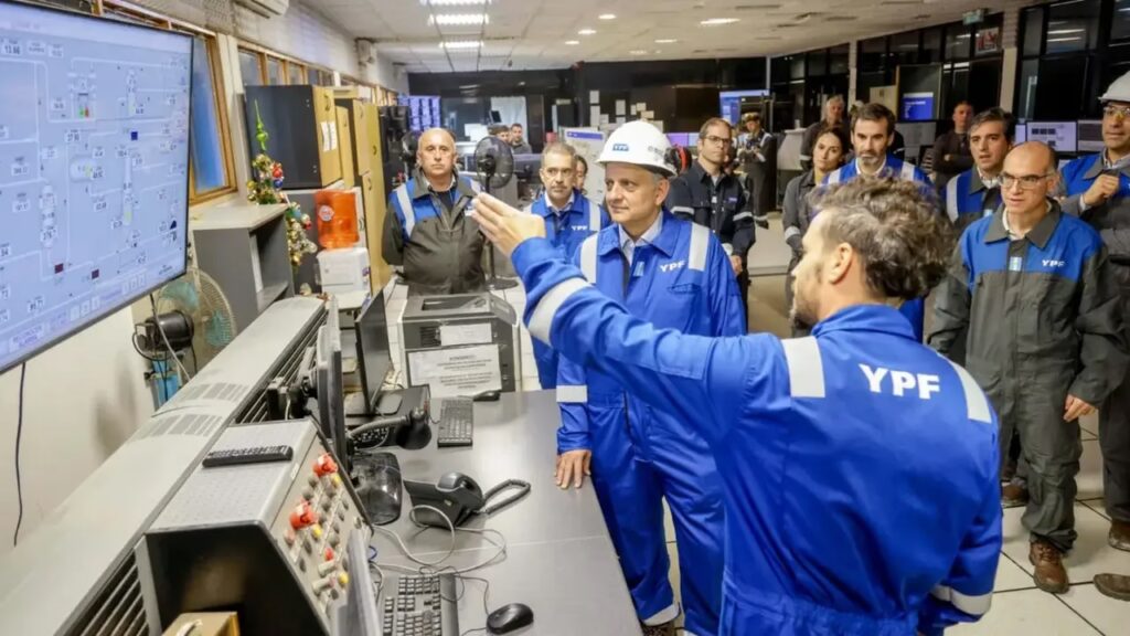 El Ingeniero Industrial en YPF: Rol y Salario