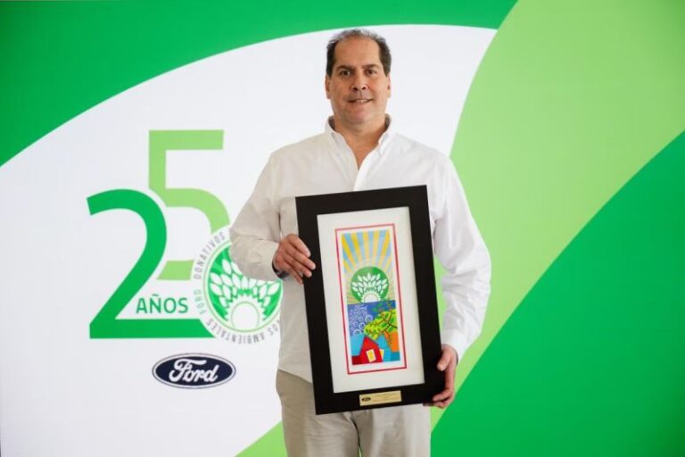 Maromero Páez: La energía del circo en el ring