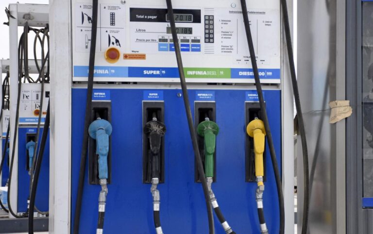 Nafta en el tanque: ¿Se vence o se oxida?