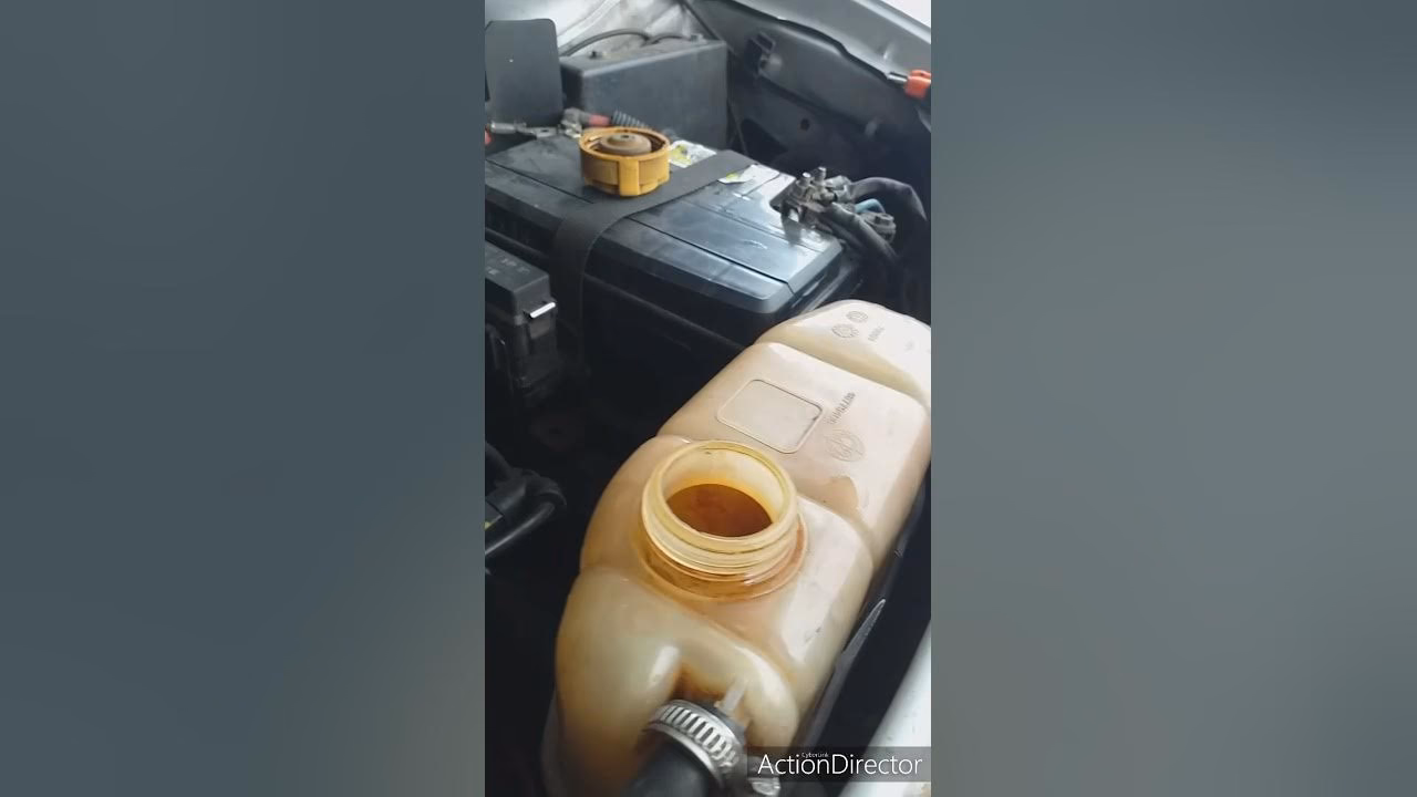 ¿Cómo agregar el líquido refrigerante?