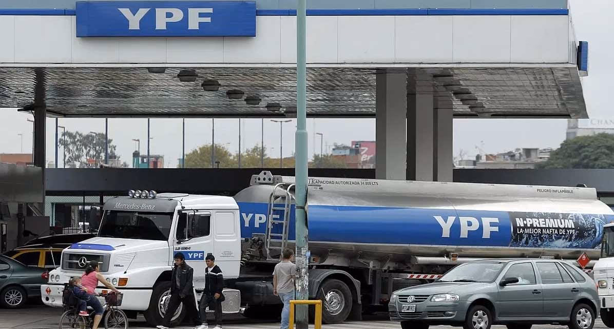 ¿Cuándo baja el precio de la nafta en YPF?