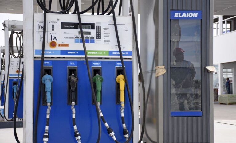 Detrás del surtidor: El tamaño de los tanques YPF