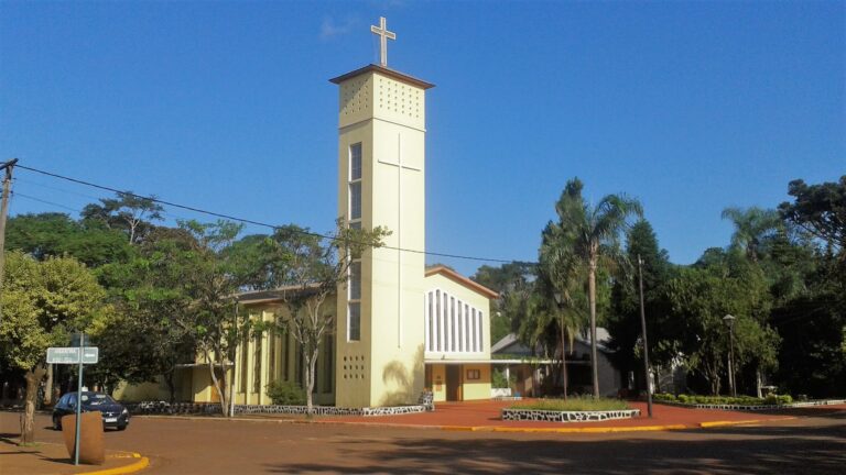 Jardín América: Guía Completa de la Joya Misionera