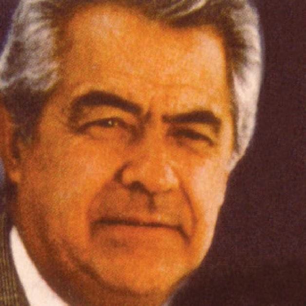 ¿Cómo murió Estensoro?