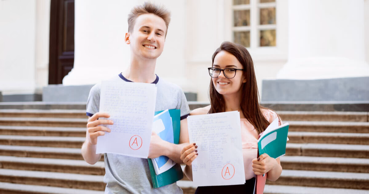 ¿Qué promedio se considera excelencia académica?