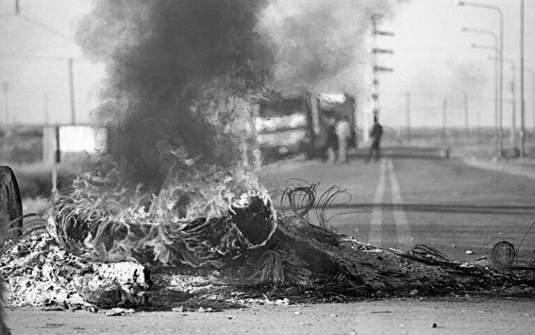 YPF y los Piquetes: Un Desafío Logístico Nacional