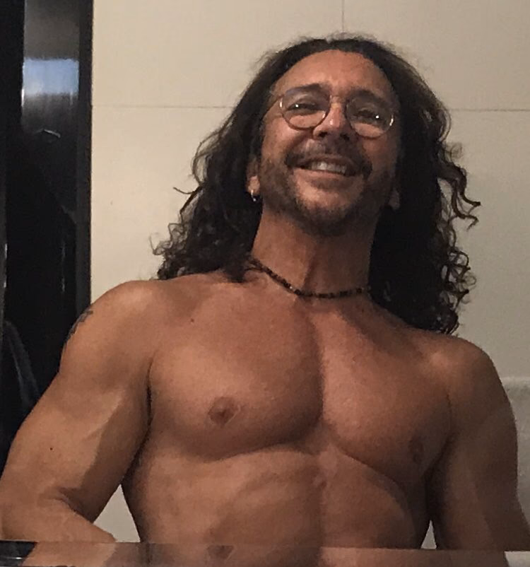 ¿Qué es César San Miguel de Óscar Burgos?