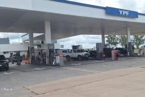 Parada Acceso YPF (La Carlota)