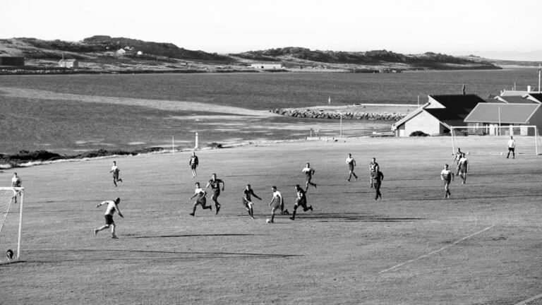 Estadio Malvinas Argentinas: Deporte y Espectáculo
