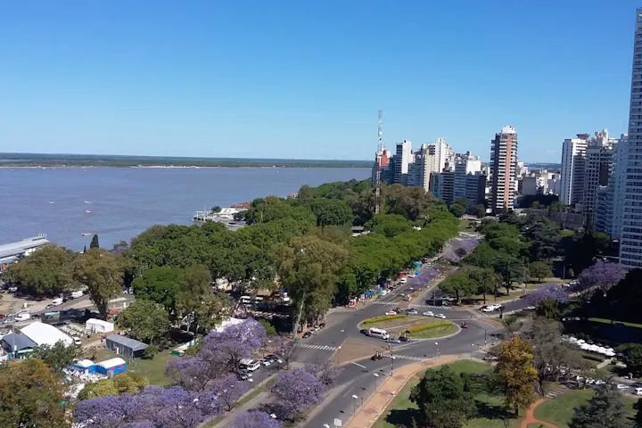 YPF: El Motor de los Viajes en Colectivo por Argentina