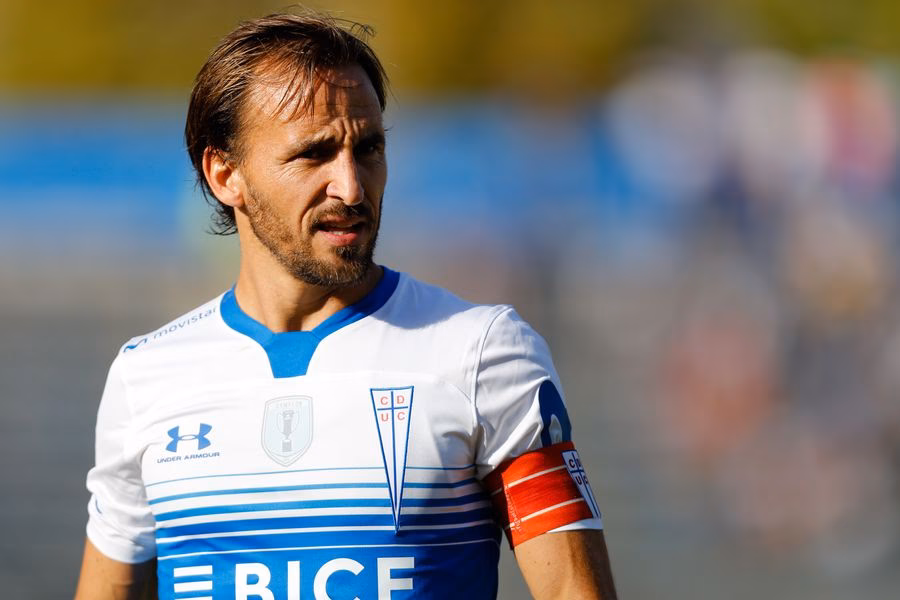 ¿Dónde vive José Pedro Fuenzalida?