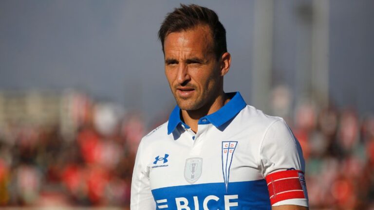 Chapa Fuenzalida: Ídolo Cruzado y Bicampeón de América