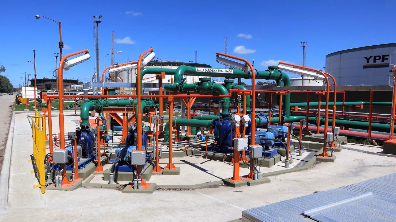 ¿Cómo se llama la pileta de agua?