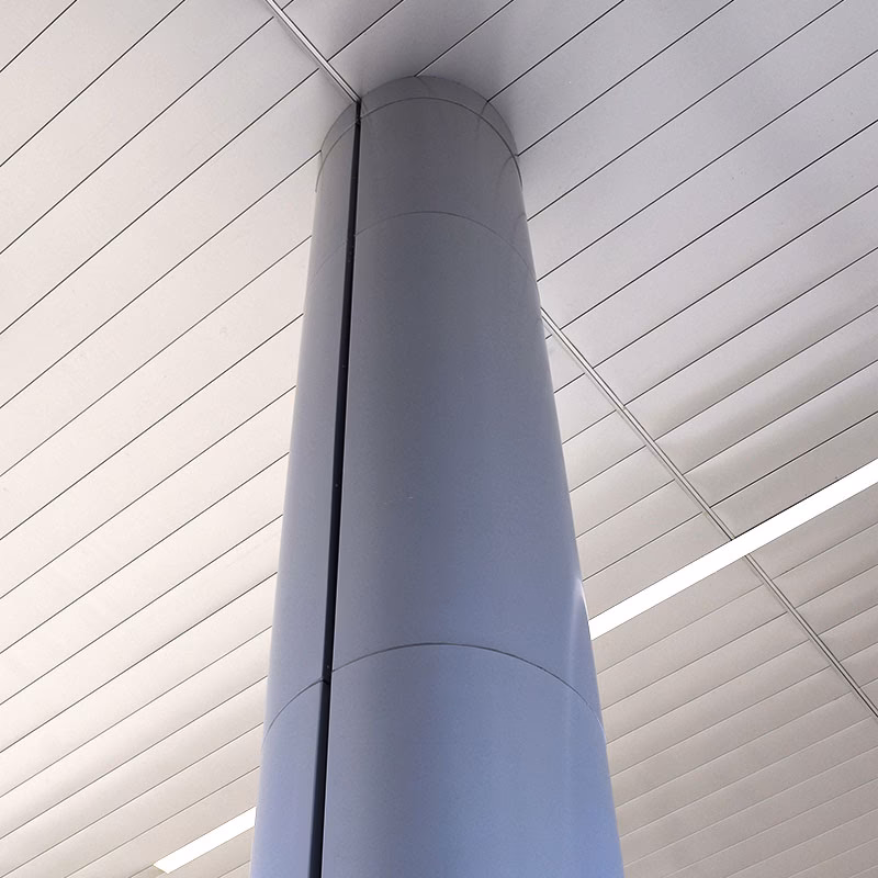 ¿Cómo es el color gris en pintura?