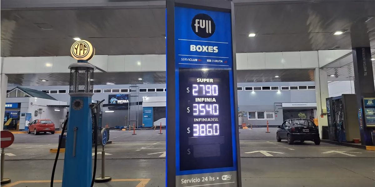 ¿Cuánto cuesta el litro de gasolina en Argentina hoy?