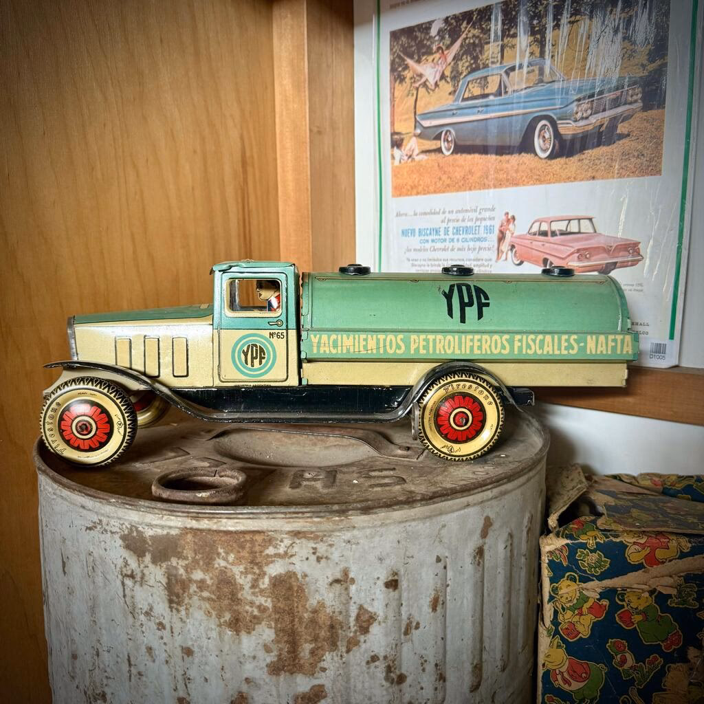 ¿Cuánto vale una acción de YPF en 2010?