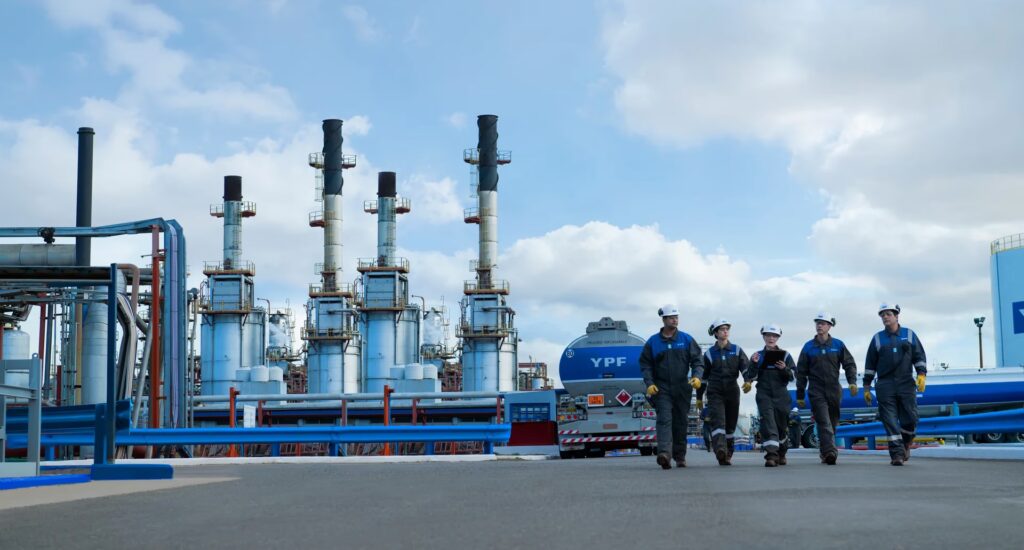 YPF: Mucho más que una estación de servicio