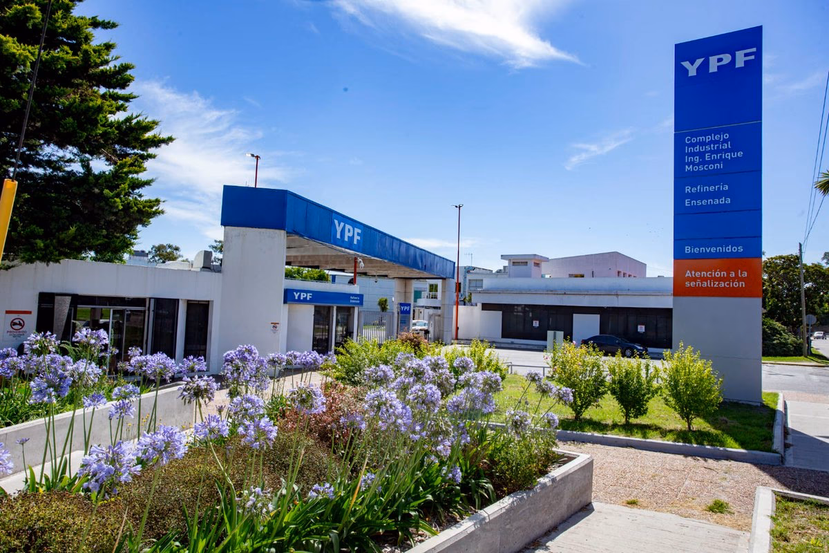 ¿Dónde está el puerto más grande de Argentina?