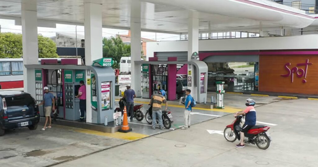 YPF: ¿Nafta Súper o Infinia para tu moto?