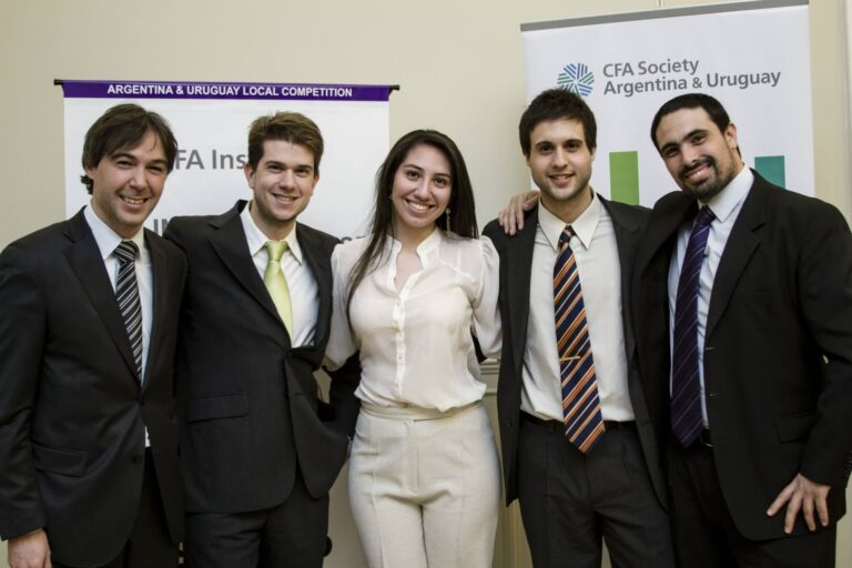 YPF: El Desafío de los Futuros Analistas