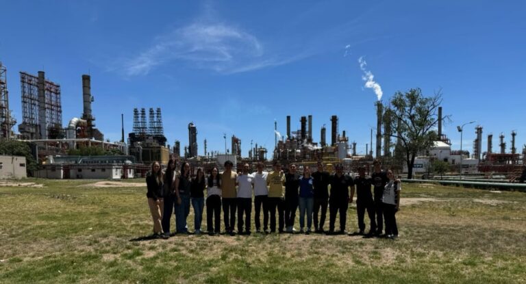 YPF en Mendoza: Del Petróleo Convencional a Vaca Muerta